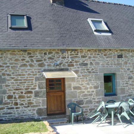 Captivating 2-Bed House With Log Burner In Kérien Eksteriør bilde